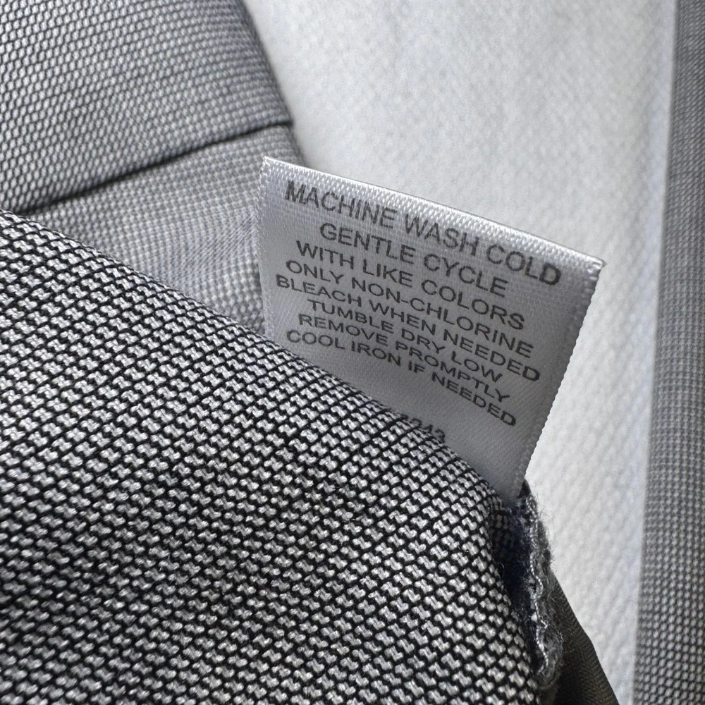 New York & Company Crosby Street Gray Straight Leg Dress Pants 12 Tall NWT‎ Snag